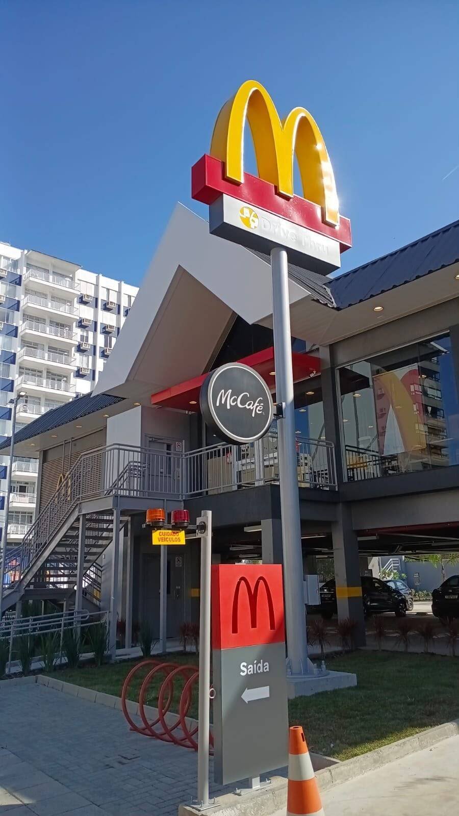 McDonald’s inaugura quinta unidade em Blumenau com arquitetura germânica e gera 45 empregos
