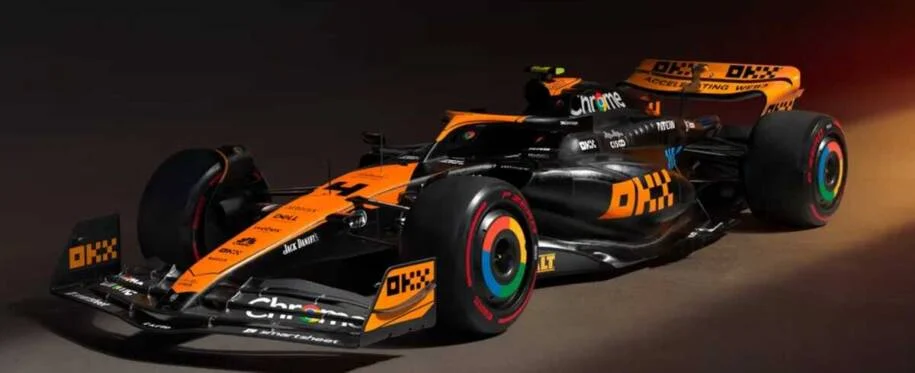 McLaren celebra milésimo GP em Mônaco com pintura especial e macacões únicos