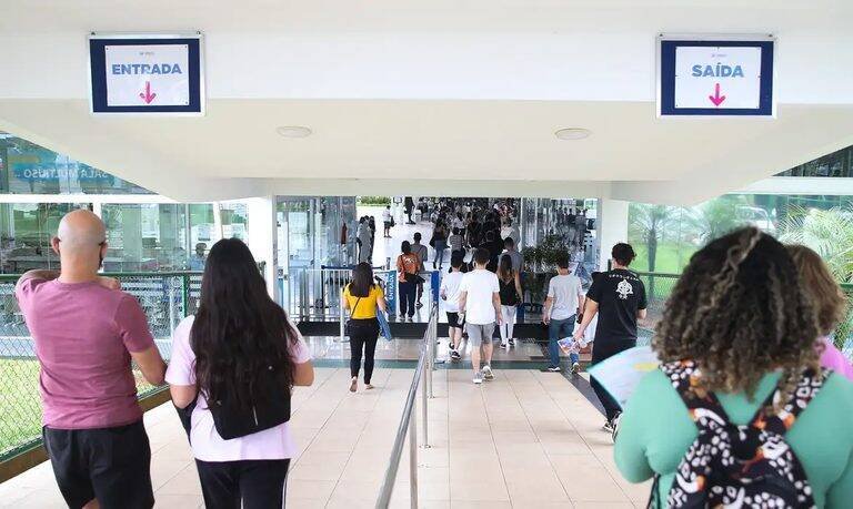 MEC alerta: prazo para mudar curso no Sisu+ termina nesta sexta-feira (19)