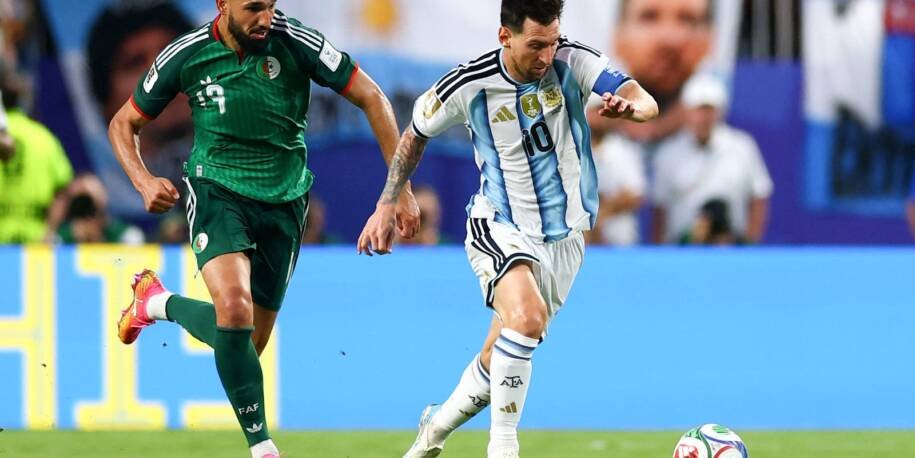 Messi brilha e garante vitória histórica da Argentina sobre Argélia na estreia