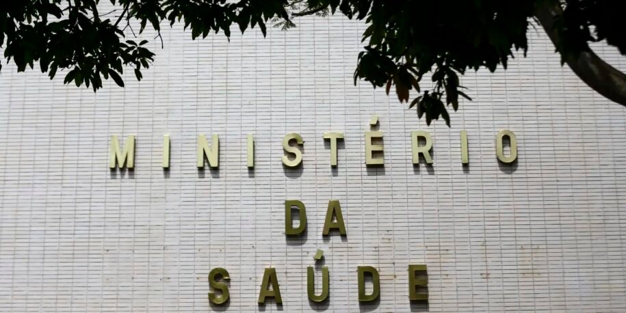 Ministério da Saúde revela aumento alarmante de 125% nas denúncias de violência infantojuvenil
