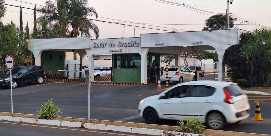 Moraes decide futuro de Bolsonaro em prisão domiciliar até 25 de outubro