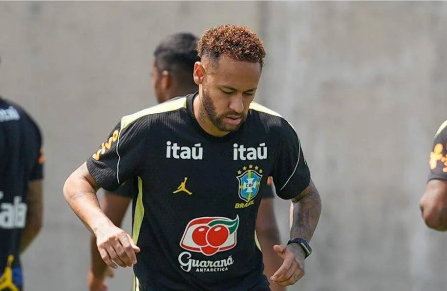 Neymar retorna à Seleção após 981 dias, mas Vinicius Junior brilha como líder