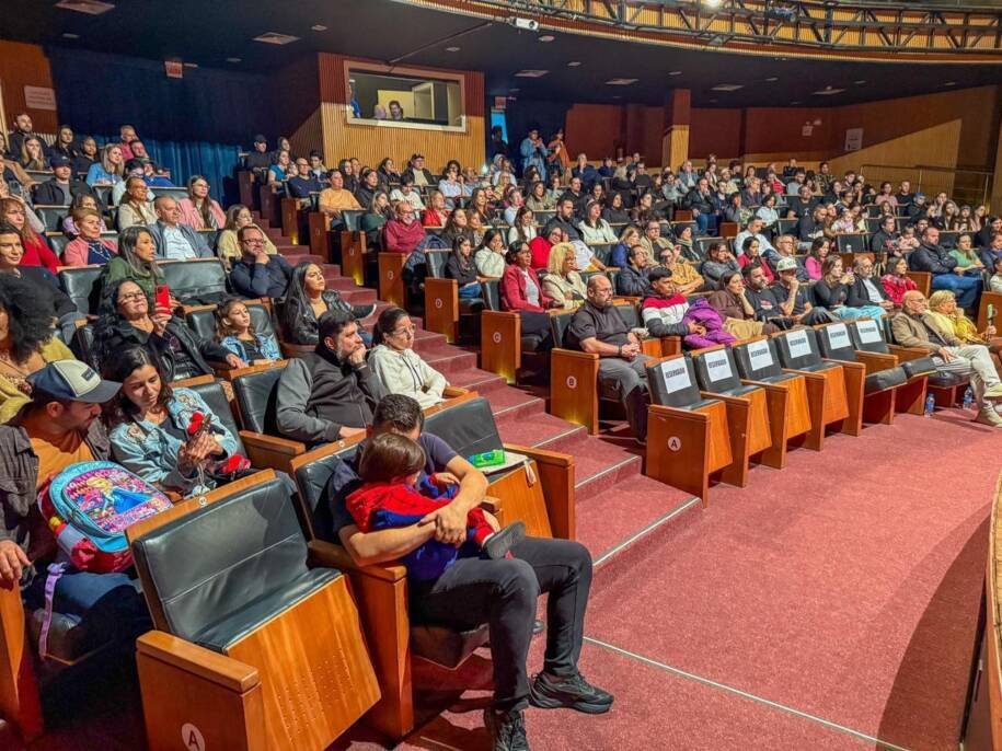Prefeita Juliana Pavan celebra sucesso do Festival das Oficinas Artísticas em BC