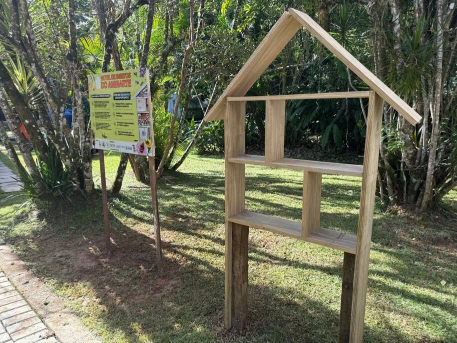 Prefeitura de Balneário Camboriú instala Hotel de Insetos e promove conscientização