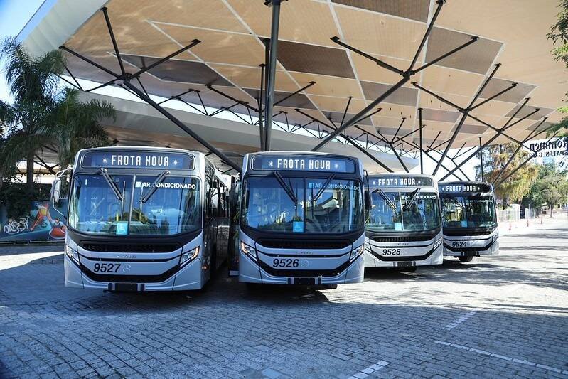 Prefeitura de Blumenau acelera entrega de 18 novos ônibus e melhora transporte