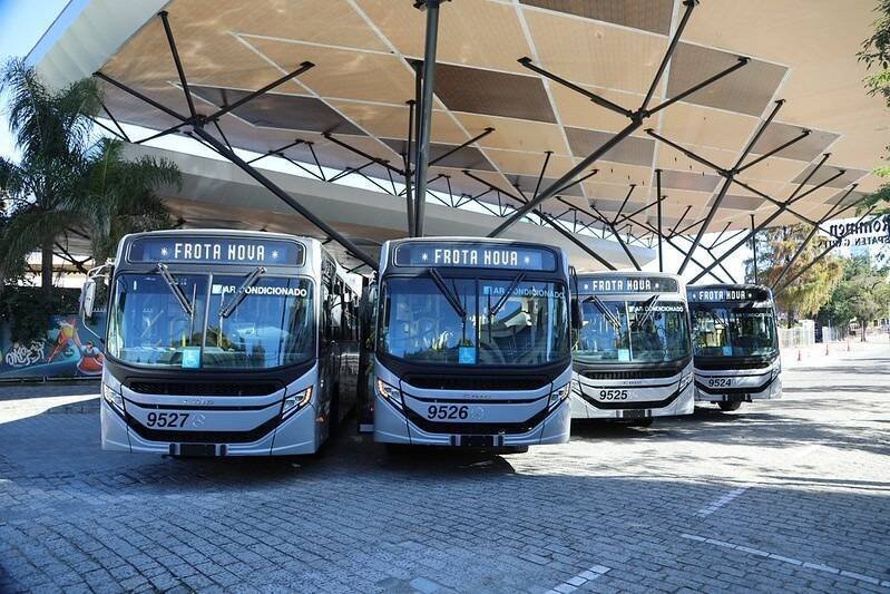 Prefeitura de Blumenau acelera entrega de 18 novos ônibus e melhora transporte