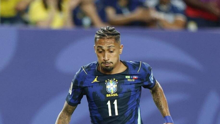 Raphinha enfrenta quarta lesão na coxa e corre risco de desfalcar Brasil na Copa