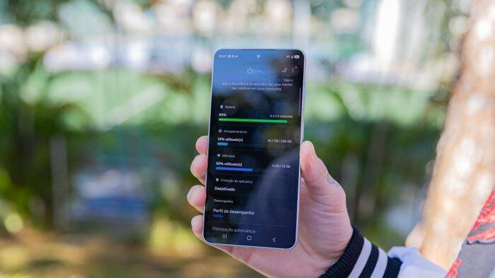 Samsung lança perfil ‘Adaptive’ para Galaxy S26 e otimiza bateria na China