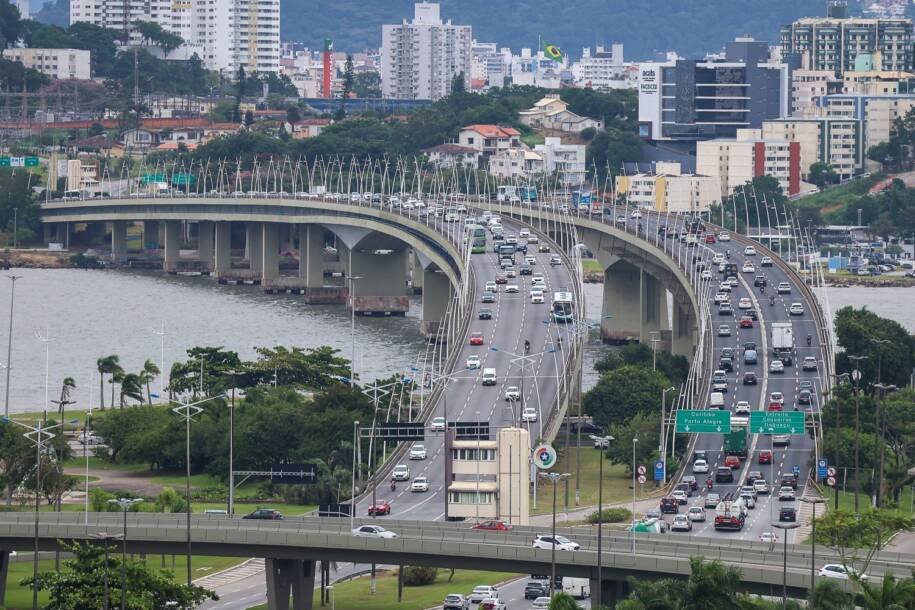 Secretaria de Infraestrutura altera trânsito nas pontes Pedro Ivo e Colombo Salles