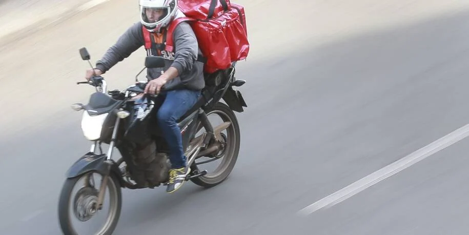 Supremo retoma julgamento sobre vínculo trabalhista entre motoristas e plataformas