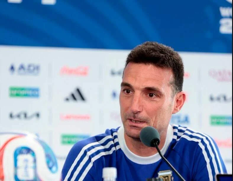 Técnico Lionel Scaloni garante confiança da Argentina antes de estreia contra Argélia