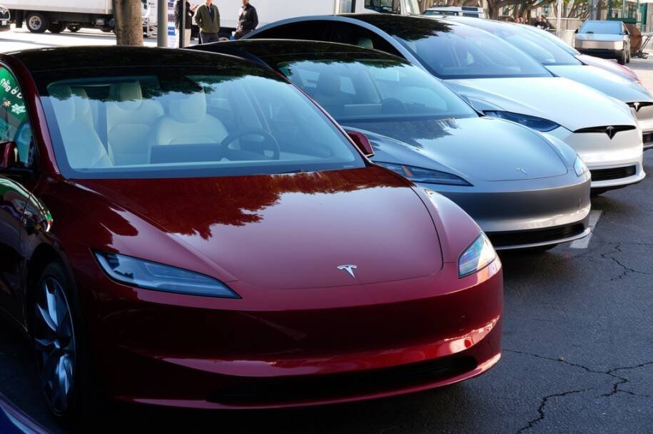 Tesla enfrenta investigação após apresentar dados enganosos a reguladores europeus