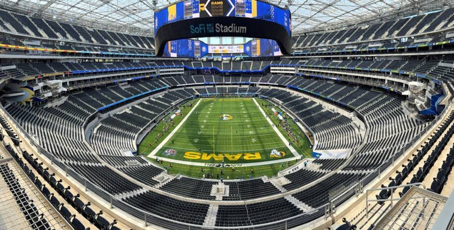 Trabalhadores do SoFi Stadium ameaçam greve antes da Copa do Mundo em Los Angeles