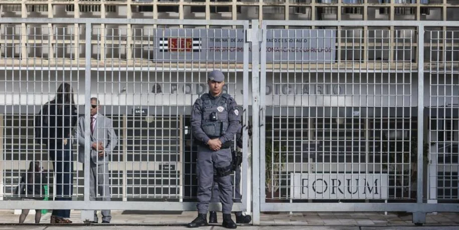 Três Policiais Acusados de Morte de Gritzbach Têm Julgamento Anulado e Recomeçam Processo