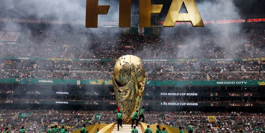 TV Brasil debate geopolítica do futebol e Copa do Mundo de 2026 com Carlos Eduardo Martins