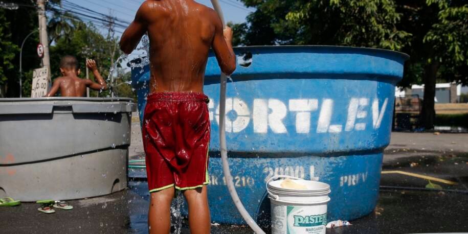 Unicef revela que 16 milhões de crianças no Brasil enfrentam riscos climáticos alarmantes