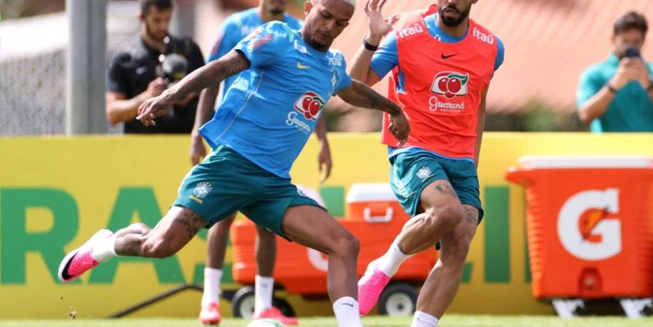 Wesley é cortado da Seleção Brasileira após lesão em amistoso contra o Egito