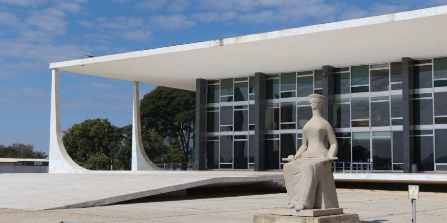 Alexandre de Moraes assume presidência do STF e provoca mudanças no Judiciário