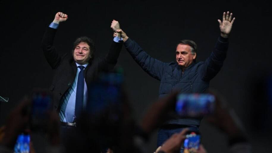 Alexandre de Moraes proíbe Milei de visitar Bolsonaro e gera polêmica internacional