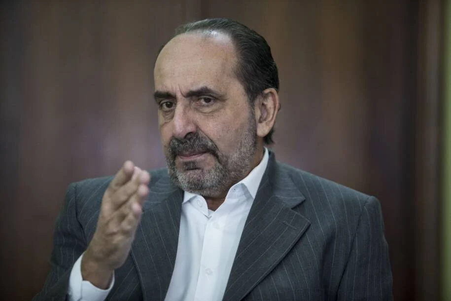 Alexandre Kalil critica Romeu Zema e Mateus Simões em candidatura ao governo de MG