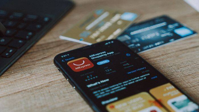 Alibaba baniu Claude Code após acusações de destilação da Anthropic
