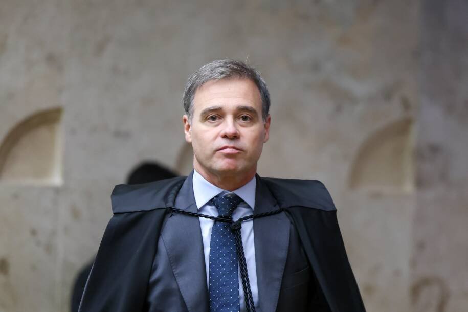 André Mendonça determina apreensão de passaporte de Thiago Miranda após indícios de fuga