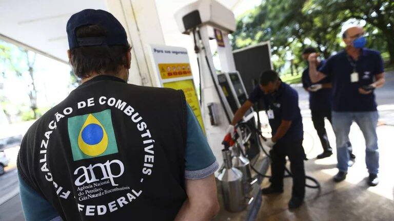 ANP intensifica fiscalização e gera 683 autos de infração em combate a preços abusivos