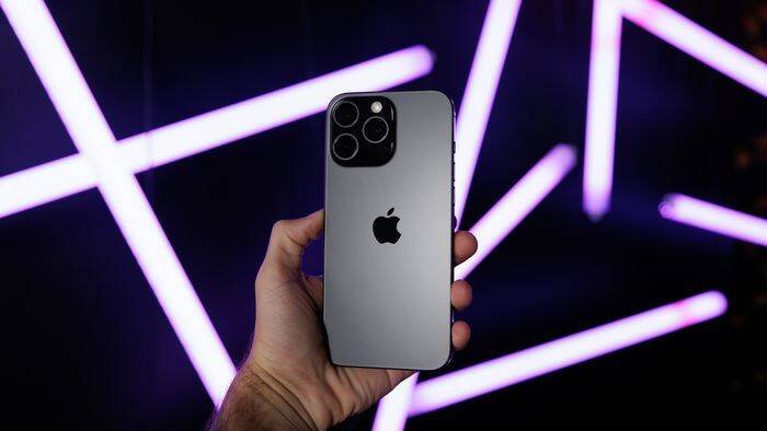 Apple libera iOS 26.5.2 para iPhone 11 e mais por ameaça de IA