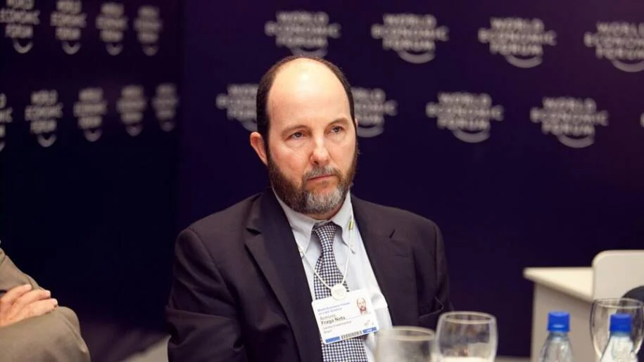 Armínio Fraga lidera grupo de trabalho do Fed em meio a polêmicas e mudanças econômicas
