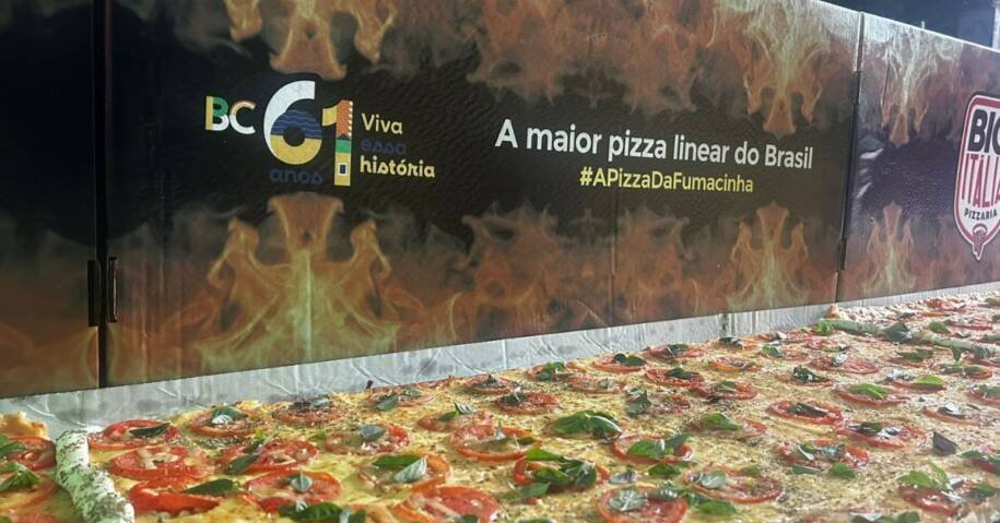 Balneário Camboriú prepara pizza de 162 metros e muda tráfego na cidade