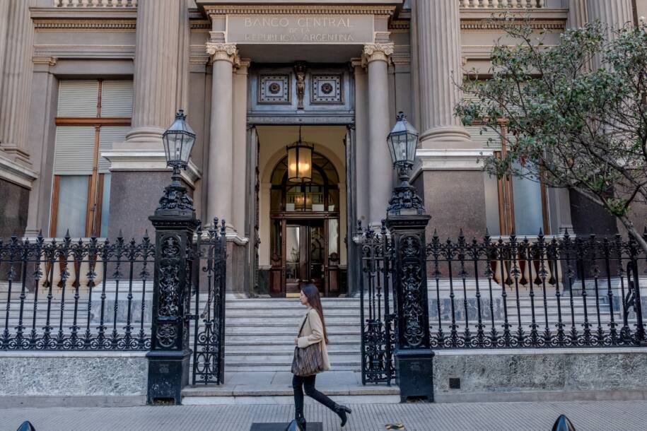 Banco Central da Argentina prorroga vencimentos de US$ 6 bilhões antes das eleições