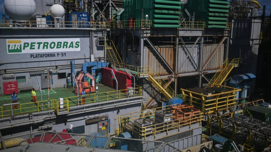 Bolívia confirma acordo com Petrobras para reestruturar YPFB e reverter crise