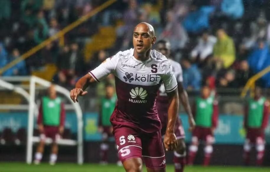 Botafogo lamenta tragédia: ex-jogador Tássio Maia é vítima de queda de muro