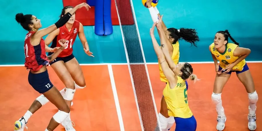 Brasil é derrotado pelos Estados Unidos e enfrenta crise após lesão de Júlia Kudiess
