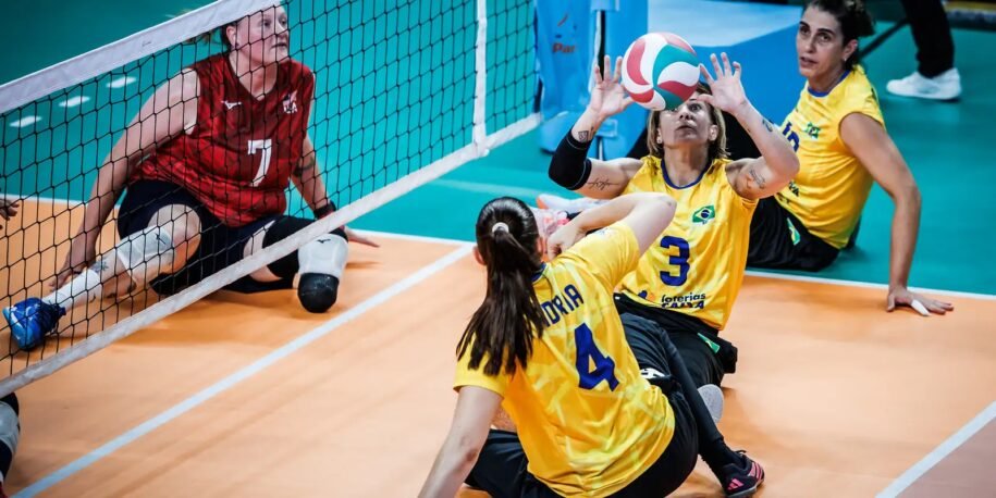 Brasil perde para os Estados Unidos e fica com vice no Mundial de Vôlei Sentado