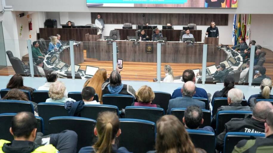 Câmara de Balneário Camboriú aprova projetos e entra em recesso; veja detalhes!