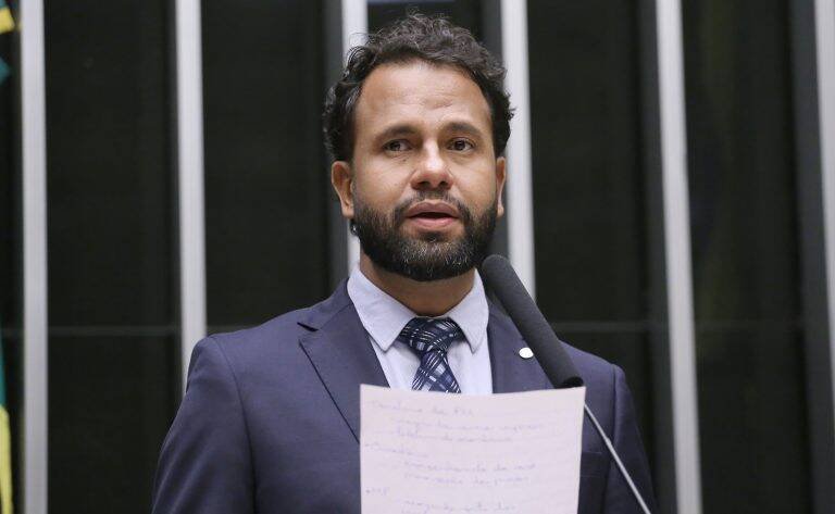 Câmara dos Deputados aprova reconhecimento do Hip Hop como cultura nacional!