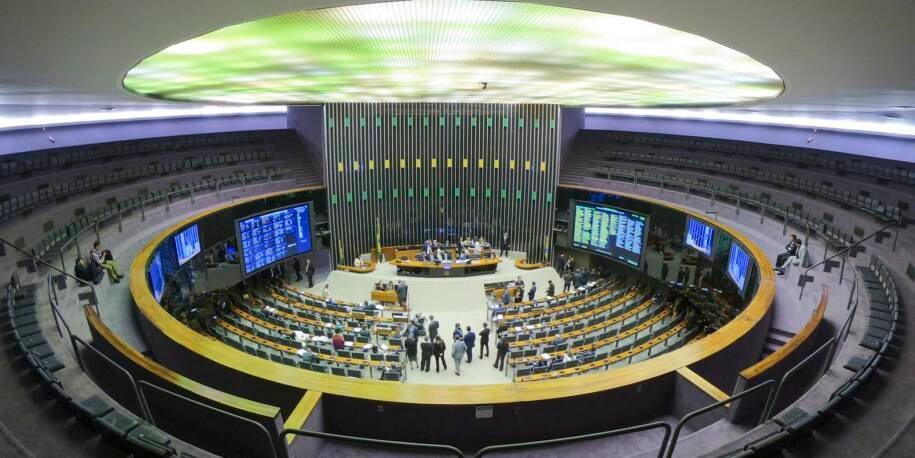 Câmara dos Deputados defende gestão de emendas após bloqueio de R$ 119 mi de Valdemar