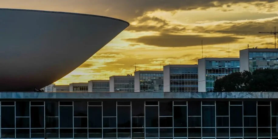 Congresso Nacional adia votação de PEC e PLs importantes até agosto