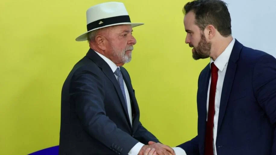 Dario Durigan propõe endurecimento do arcabouço fiscal e Lula avalia mudanças
