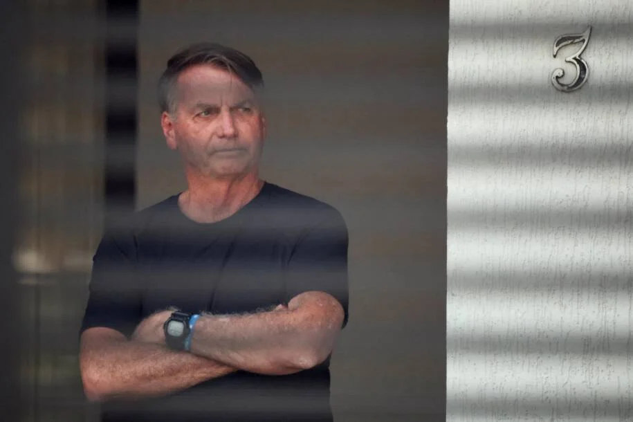 Datafolha revela que 59% reprovam veto de Moraes a visita de Flávio a Bolsonaro