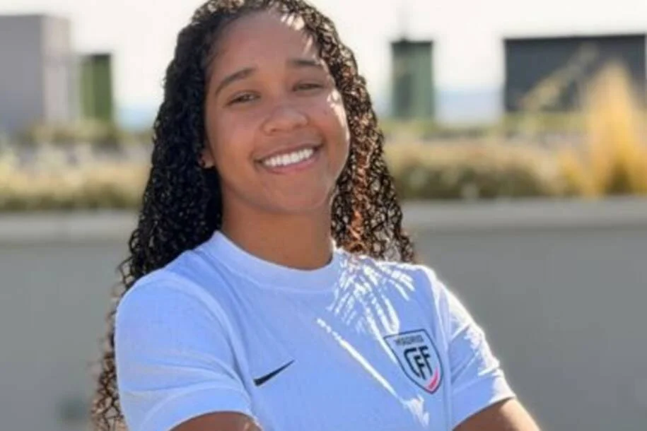 Débora Bebê deixa Botafogo e se junta ao Madrid CFF em busca de novos desafios