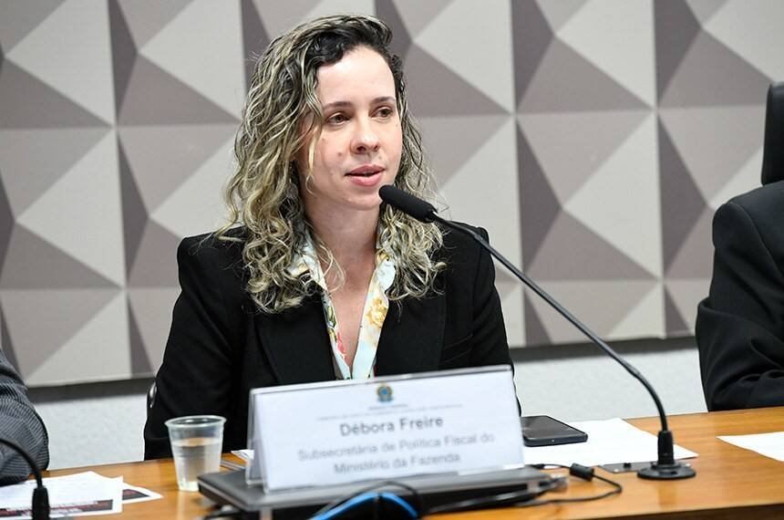 Débora Freire revela aumento de R$ 12,7 bilhões na arrecadação do IR em 2026
