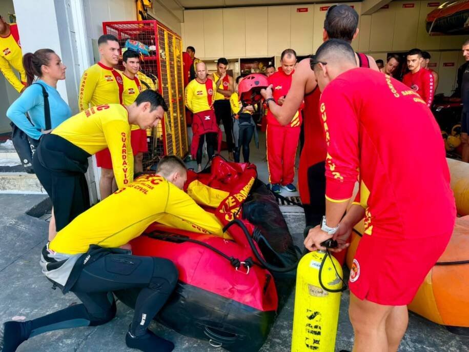 Defesa Civil de Camboriú realiza treinamento crucial em Balneário Camboriú