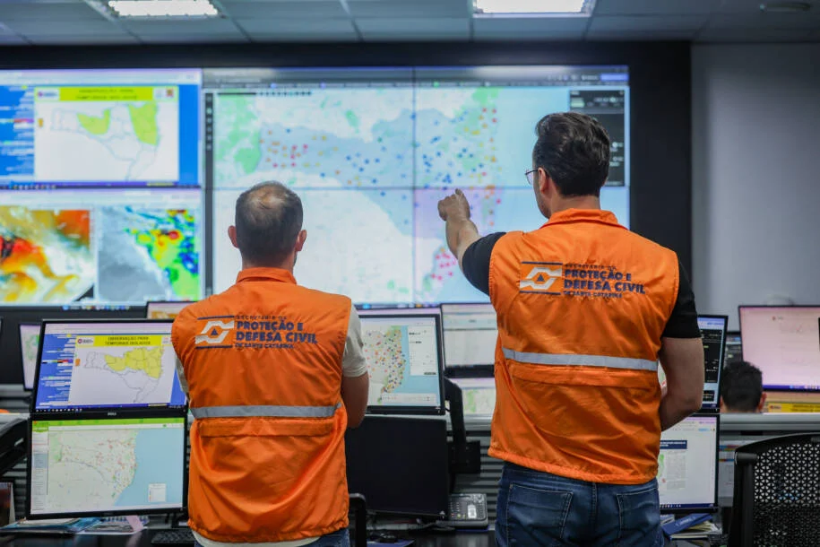 Defesa Civil de Santa Catarina emite alertas para eventos extremos do El Niño