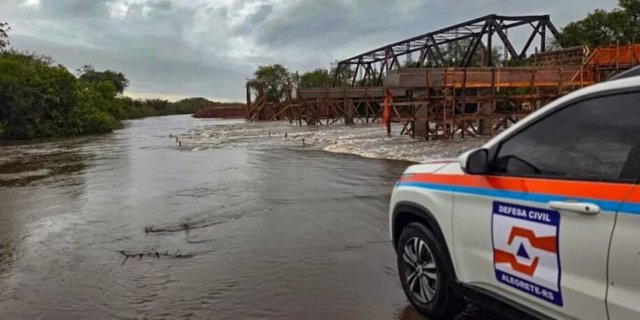 Defesa Civil do Rio Grande do Sul alerta para tempestades severas após chuvas devastadoras