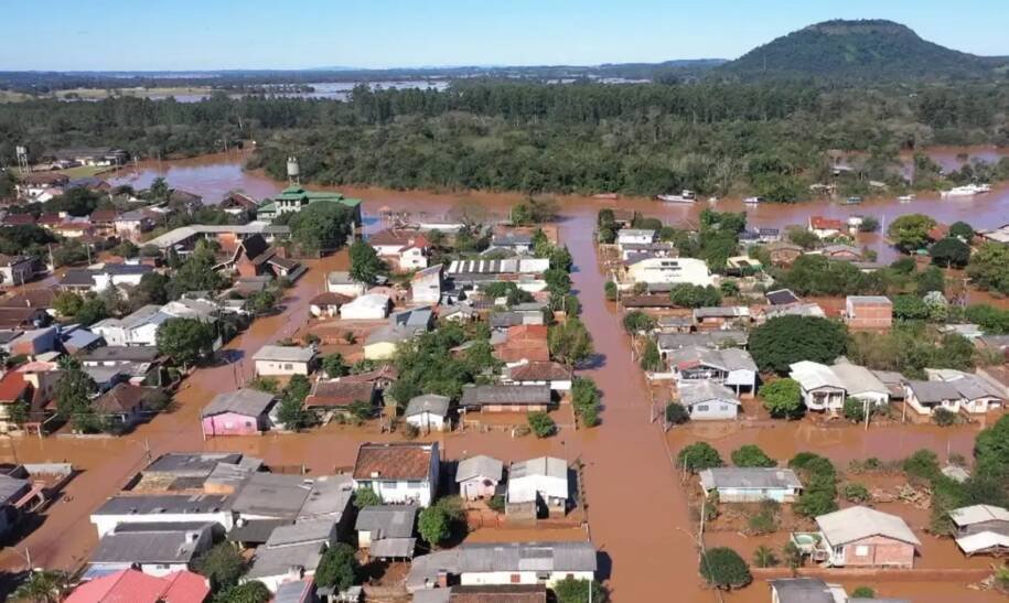Defesa Civil reconhece emergência em 17 municípios do RS após chuvas devastadoras