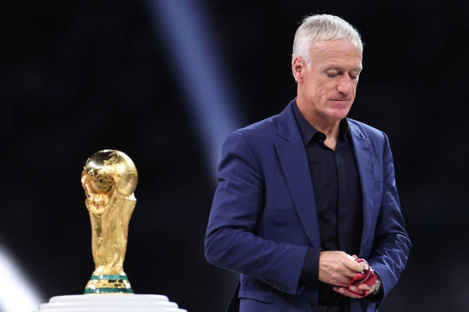 Didier Deschamps se despede da França após 14 anos e uma Copa do Mundo