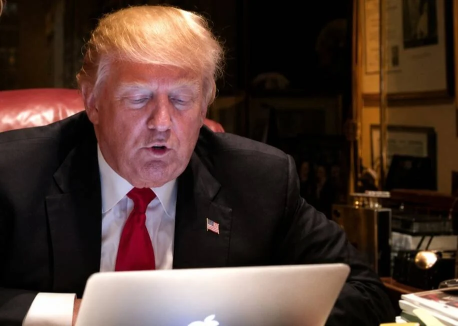 Donald Trump impõe tarifa de 25% e Brasil reage com ação na OMC contra tarifaço